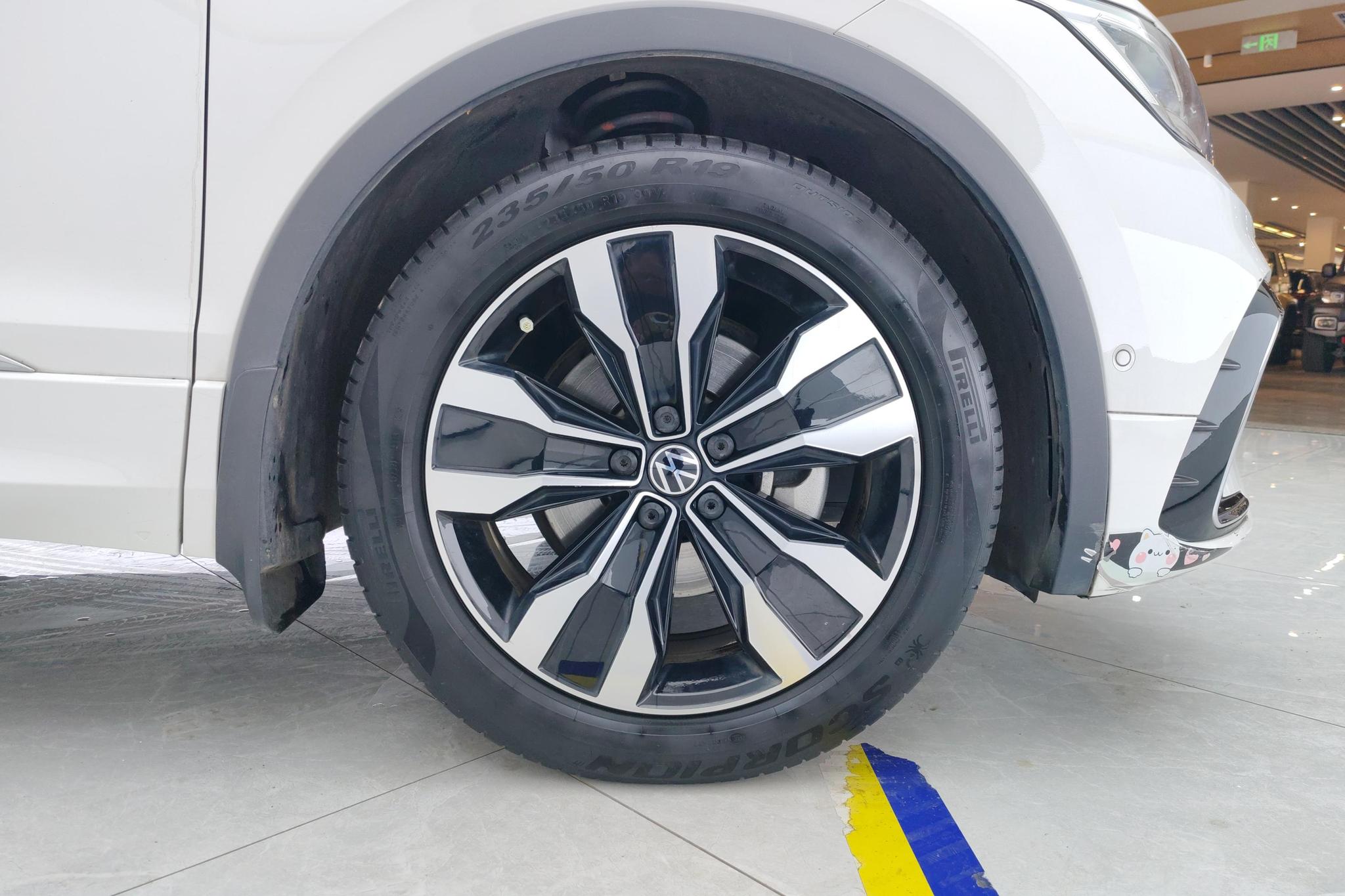 Volkswagen Tiguan L 2022 330TSI Auto 2WD R-Line Premium Enjoy