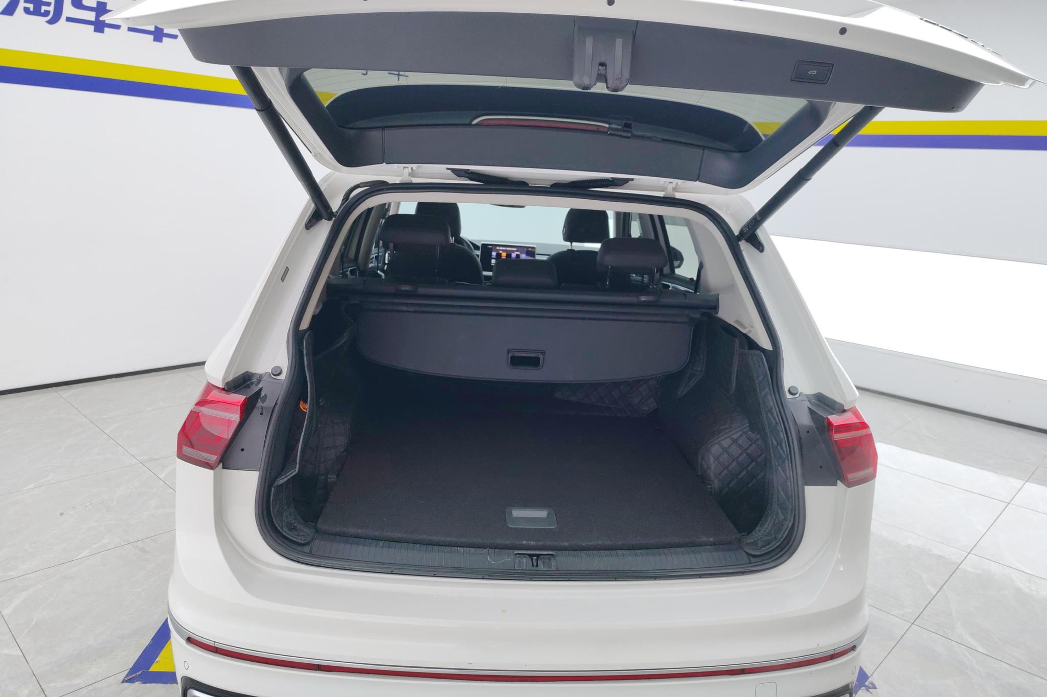 Volkswagen Tiguan L 2022 330TSI Auto 2WD R-Line Premium Enjoy