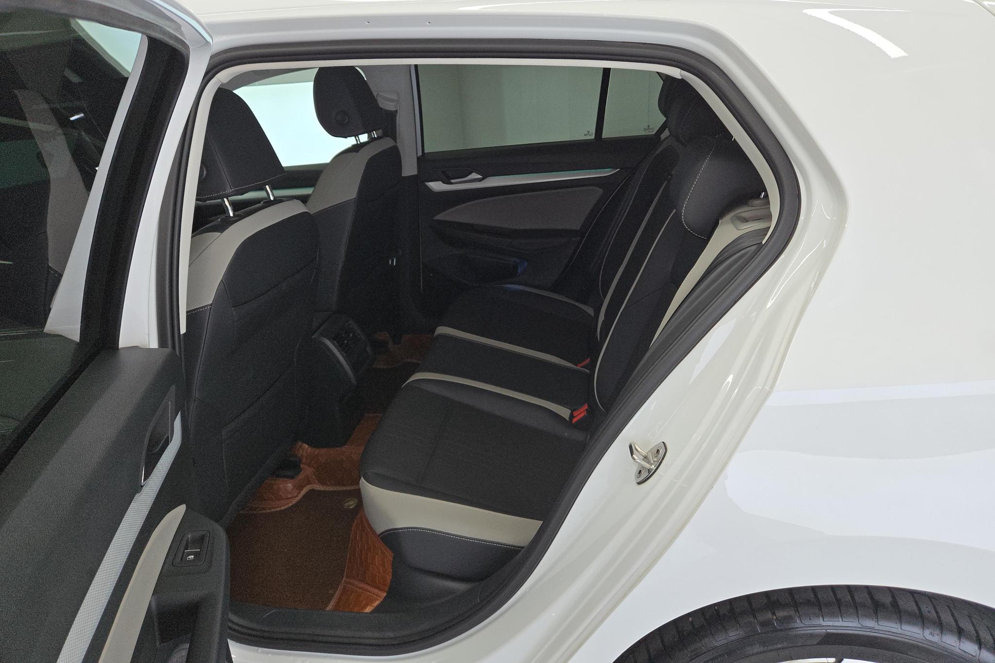 Volkswagen Golf 2021 280TSI DSG Pro