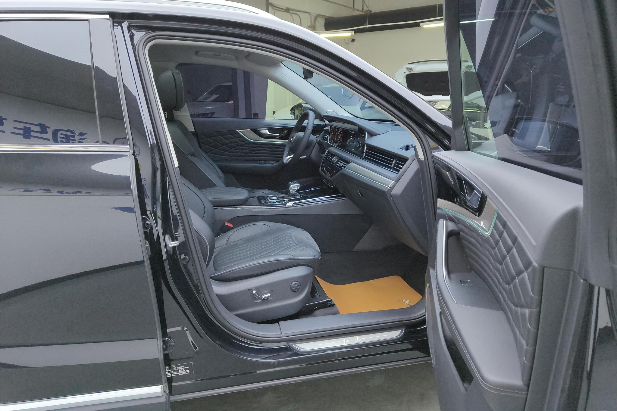 Hongqi HS5 2022 Facelift 2.0T Connected Flagship Enjoy