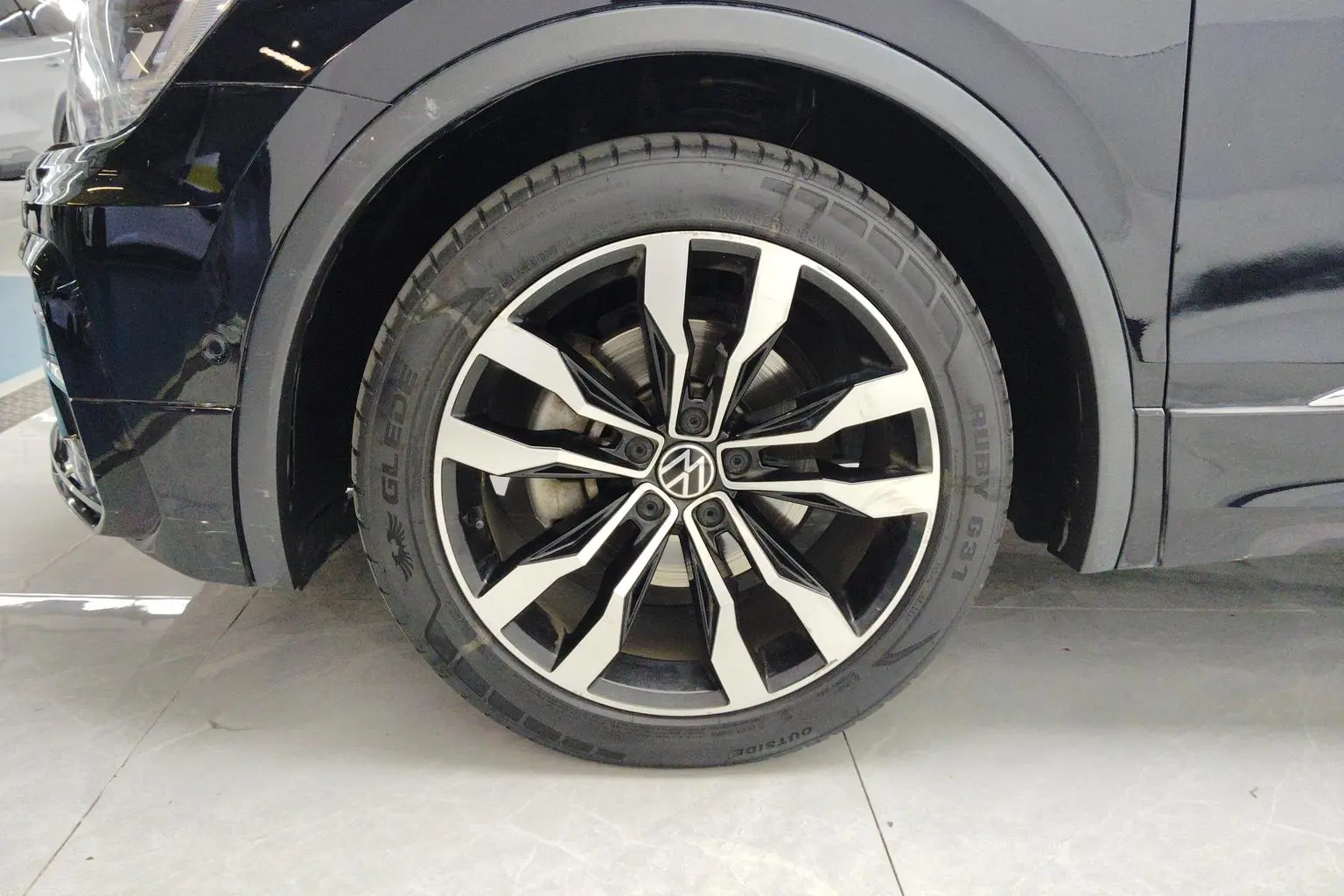 Volkswagen Tiguan L 2021 330TSI Auto 2WD R-Line Premium Enjoy