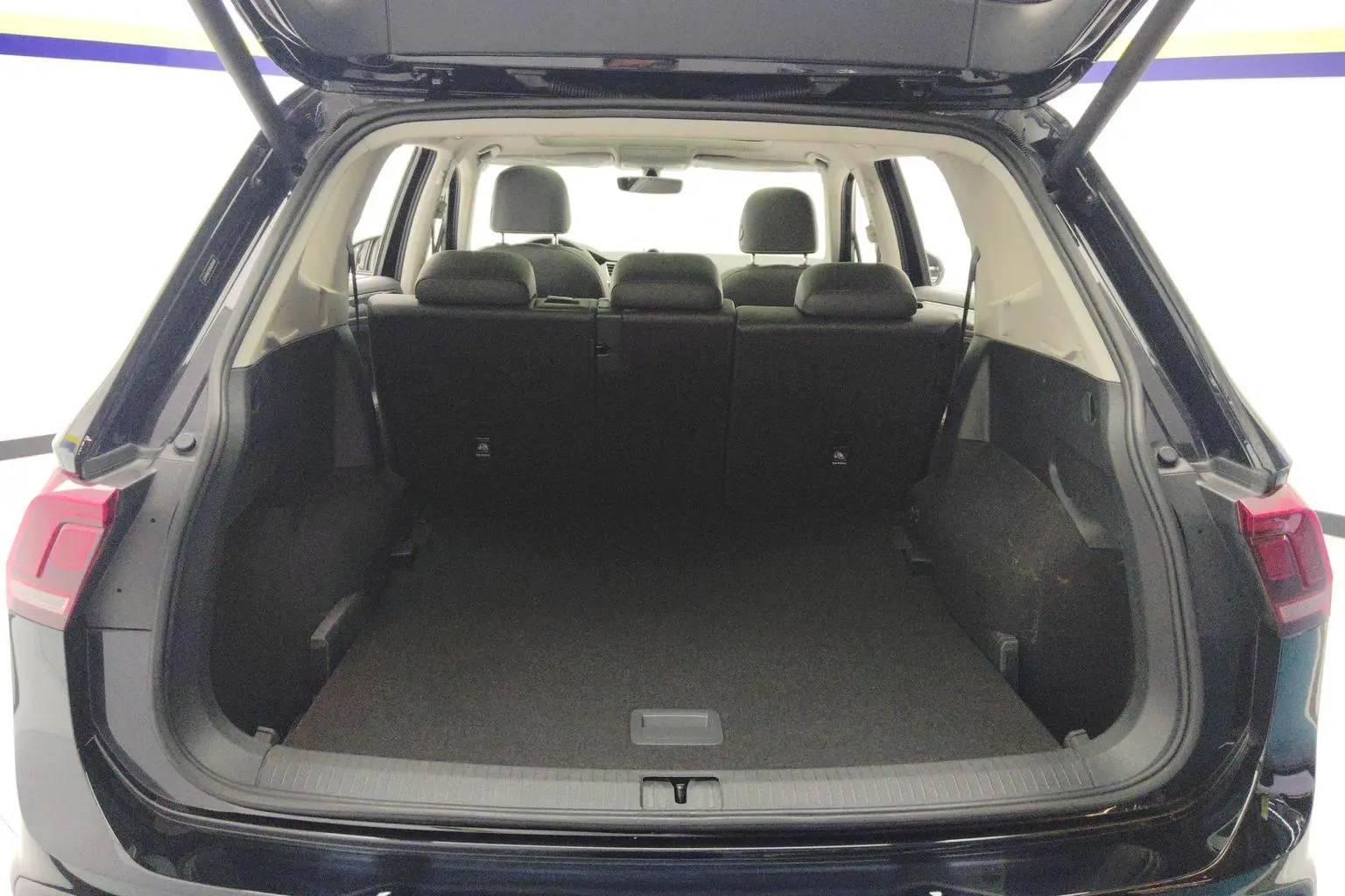 Volkswagen Tiguan L 2021 330TSI Auto 2WD R-Line Premium Enjoy