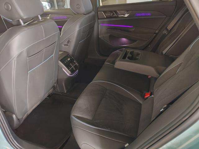 Volkswagen Passat 2025 Pro 380TSI Star Sky Dragon Premium