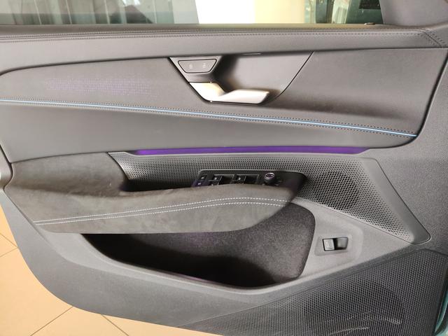 Volkswagen Passat 2025 Pro 380TSI Star Sky Dragon Premium