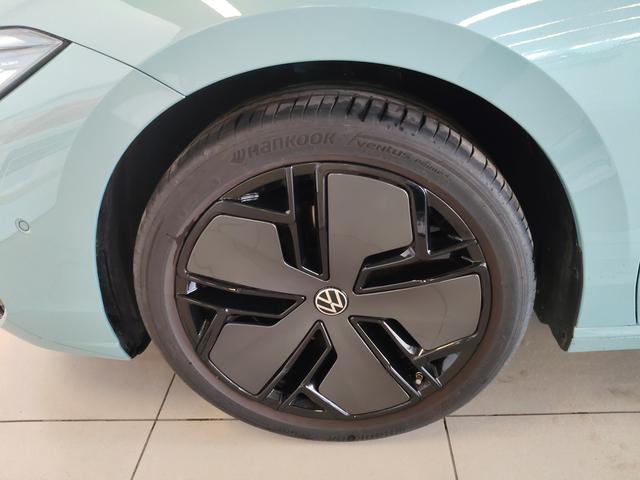 Volkswagen Passat 2025 Pro 380TSI Star Sky Dragon Premium
