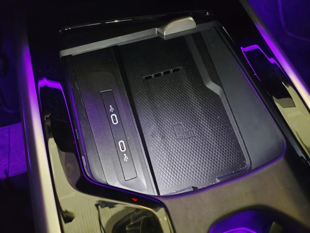 Volkswagen Passat 2025 Pro 380TSI Star Sky Dragon Premium