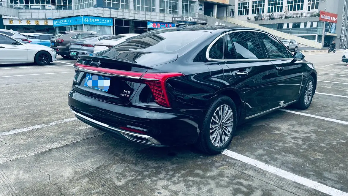 Hongqi H5 2024 1.5T DCT Smart Connected