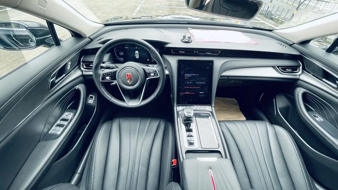 Hongqi H5 2024 1.5T DCT Smart Connected
