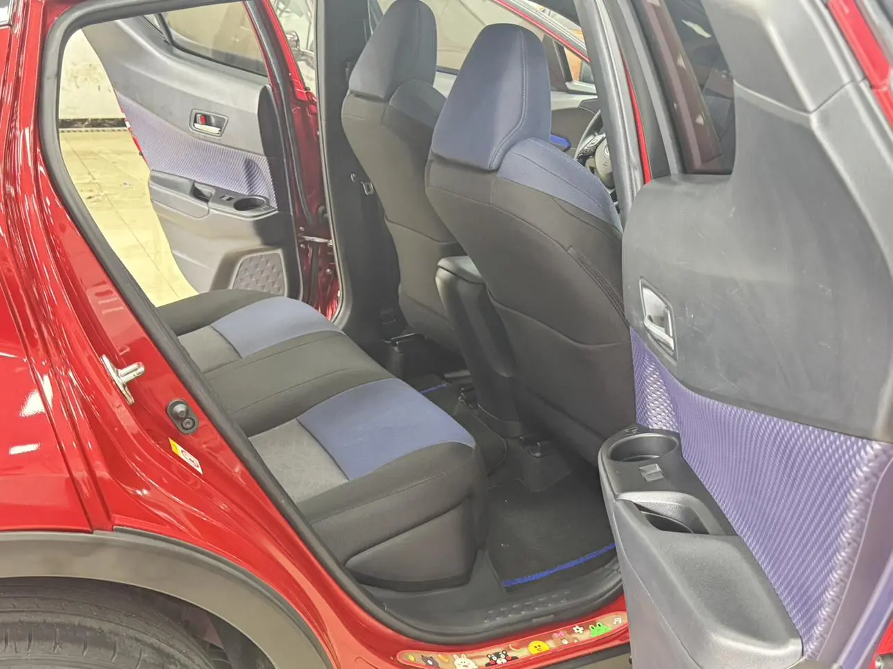Toyota C-HR 2020 2.0L Leading