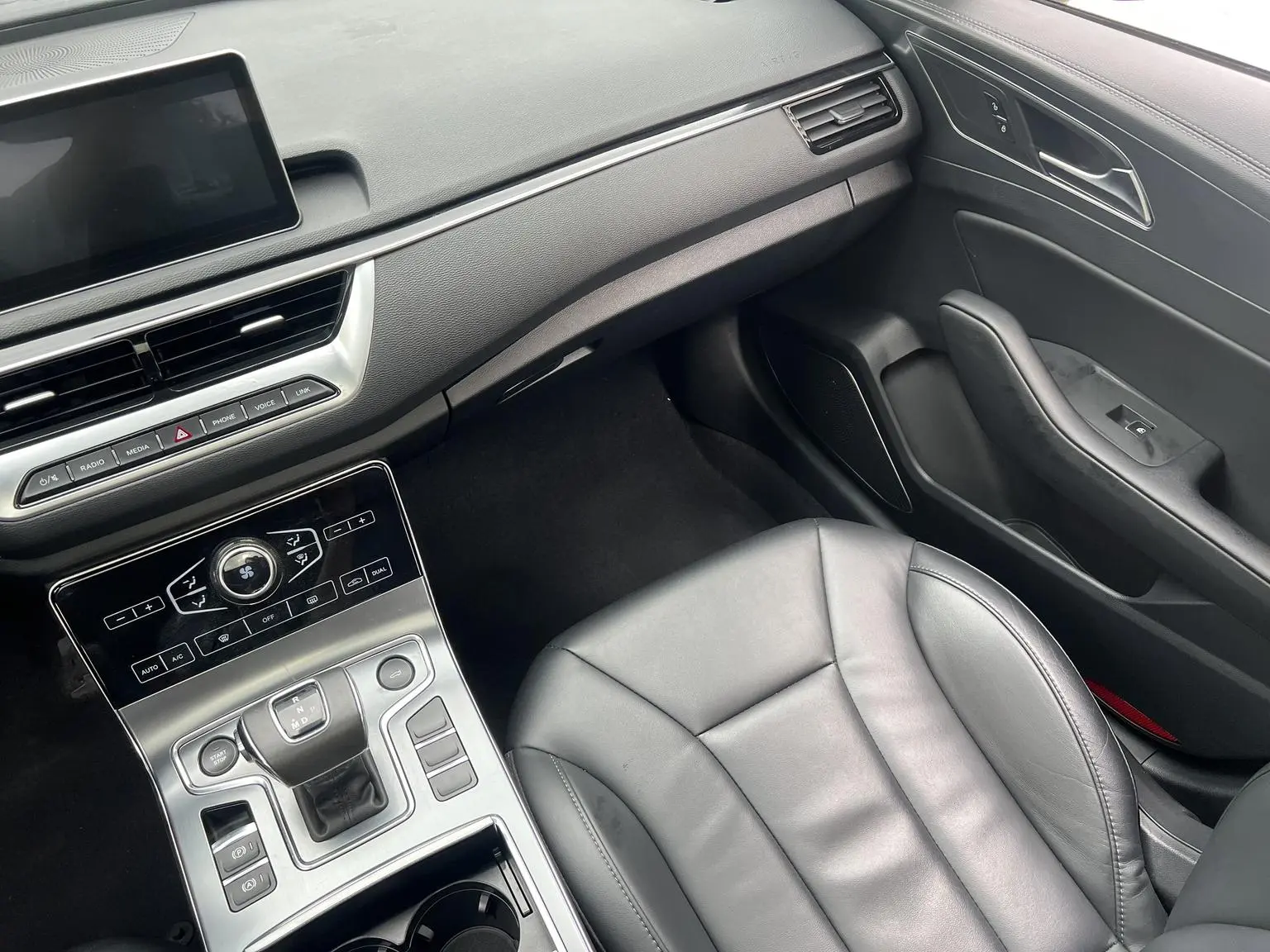 Hongqi H5 Classic 2022 Classic 1.5T DCT Flagship Joy