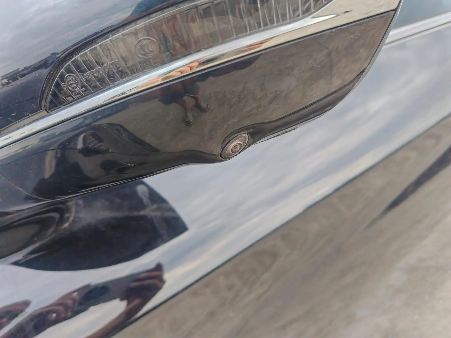 Hongqi HS5 2023 2.0T Pro