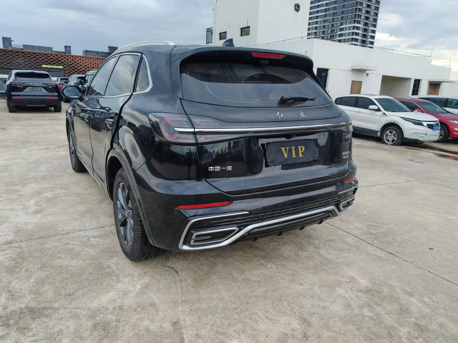 Hongqi HS5 2023 2.0T Pro