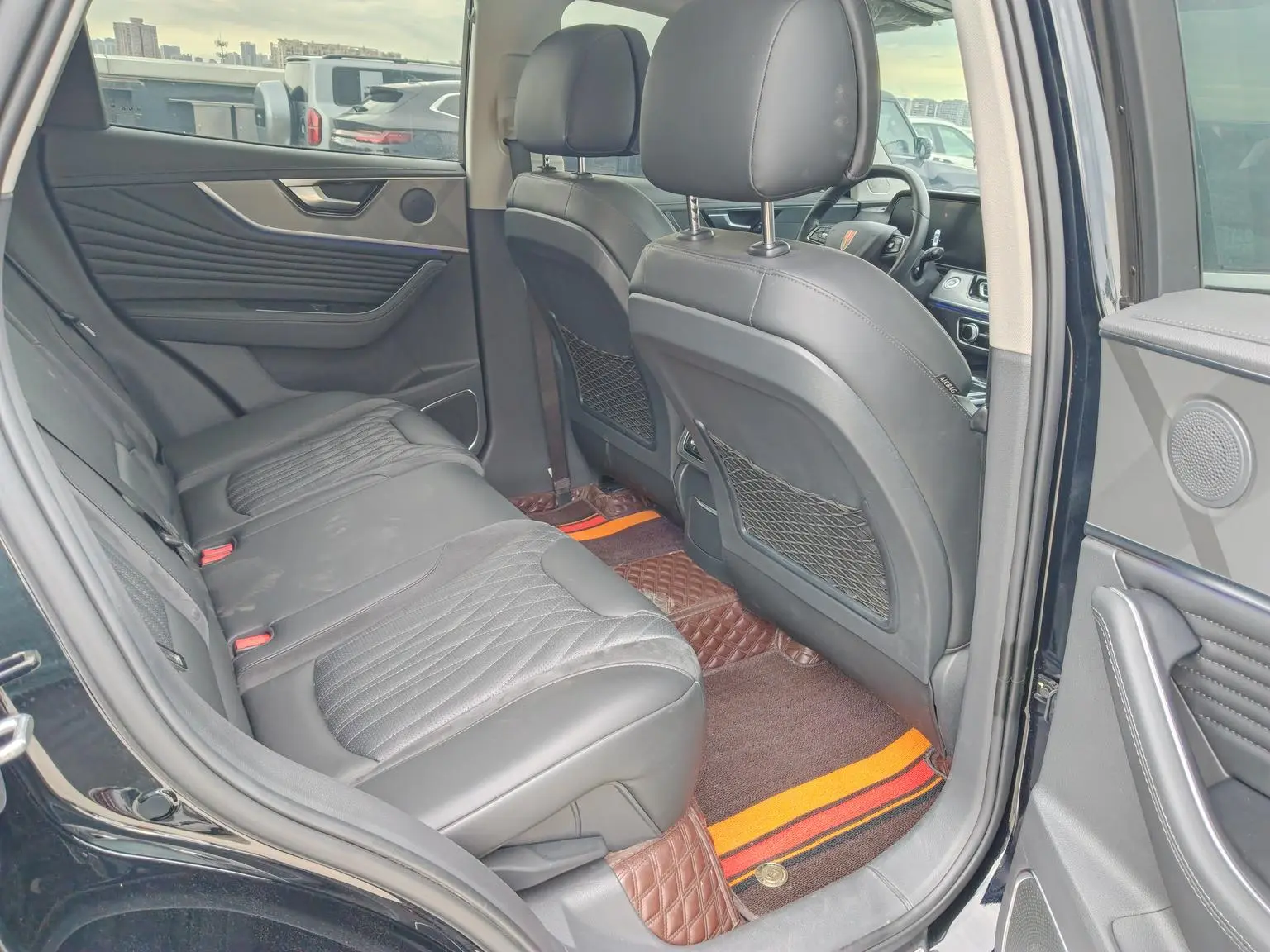 Hongqi HS5 2023 2.0T Pro