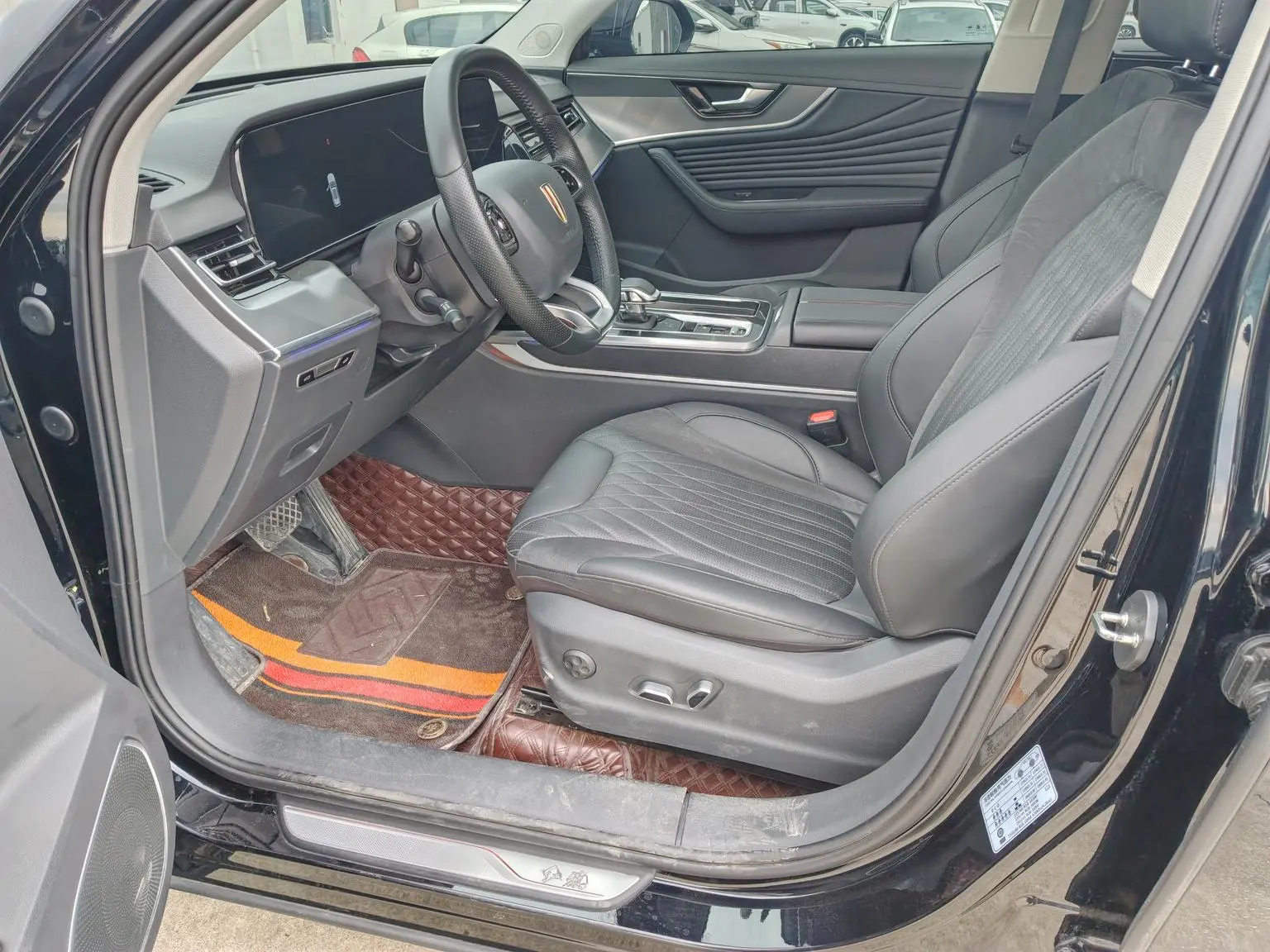 Hongqi HS5 2023 2.0T Pro