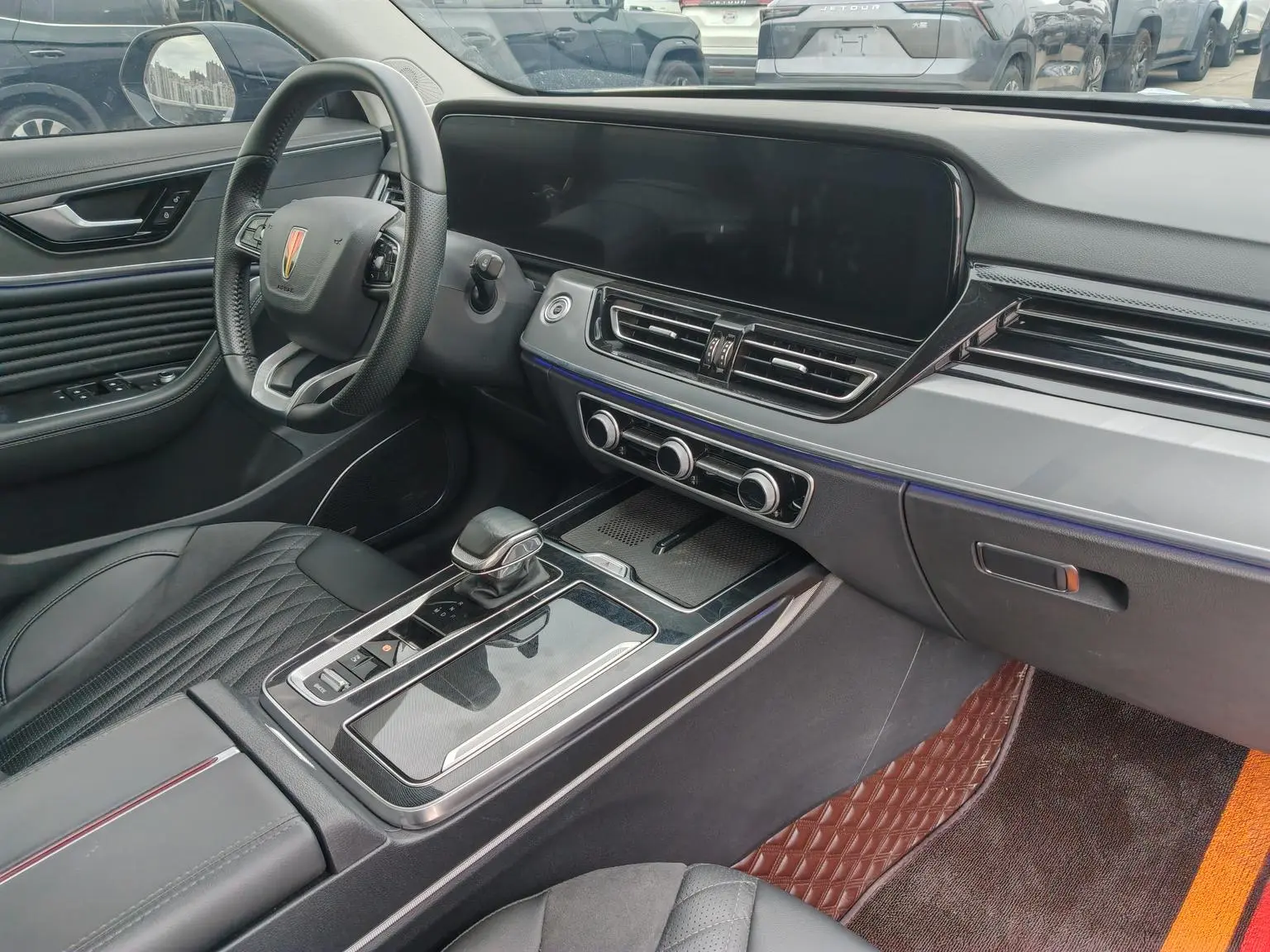 Hongqi HS5 2023 2.0T Pro