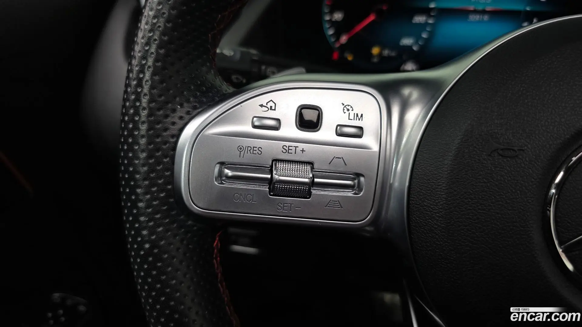 Mercedes-Benz GLA-Class GLA250 4MATIC 2020