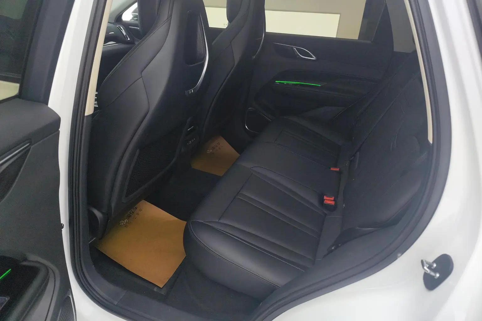 Hongqi HS3 2023 1.5T