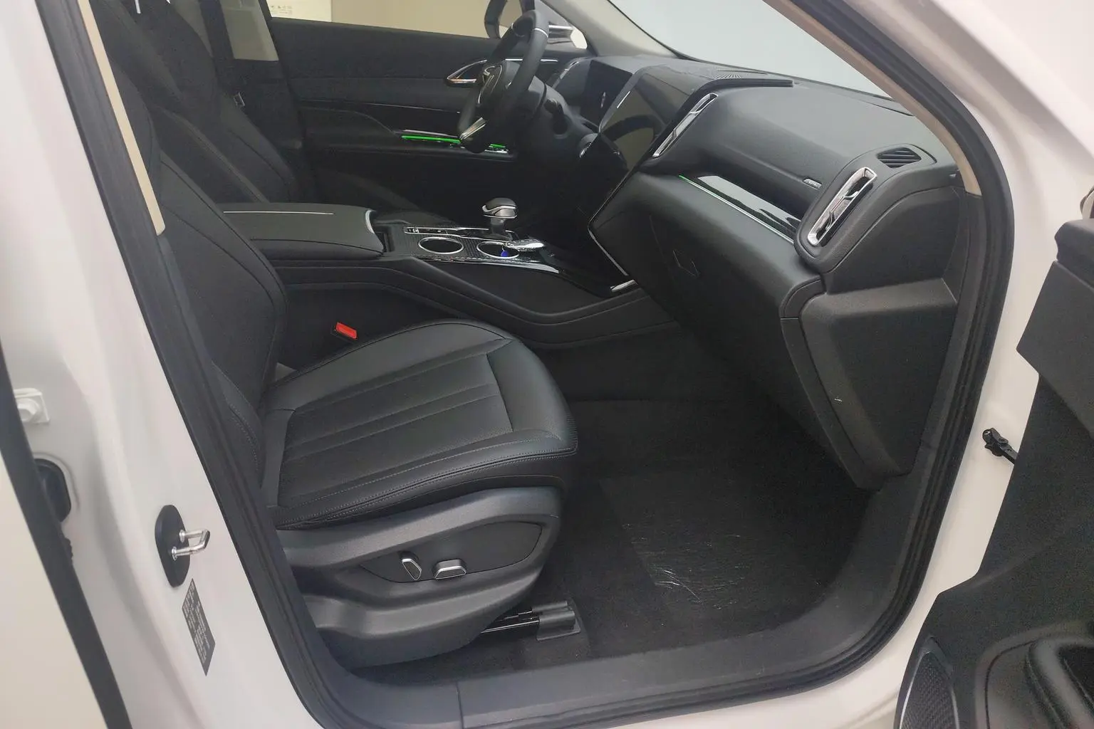 Hongqi HS3 2023 1.5T