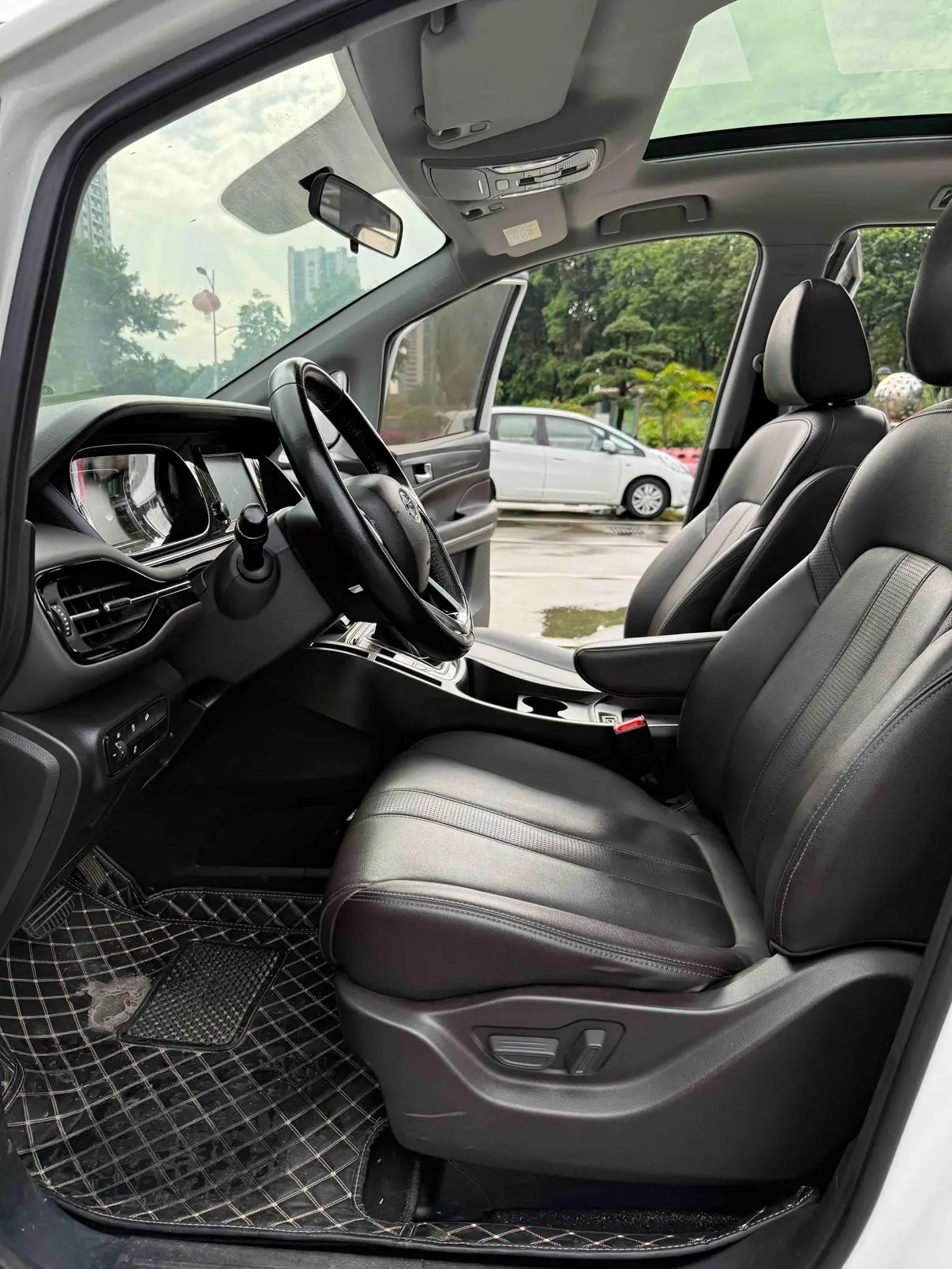 GAC Trumpchi Trumpchi M6 2019 270T Auto Premium Plus 6 seat China VI