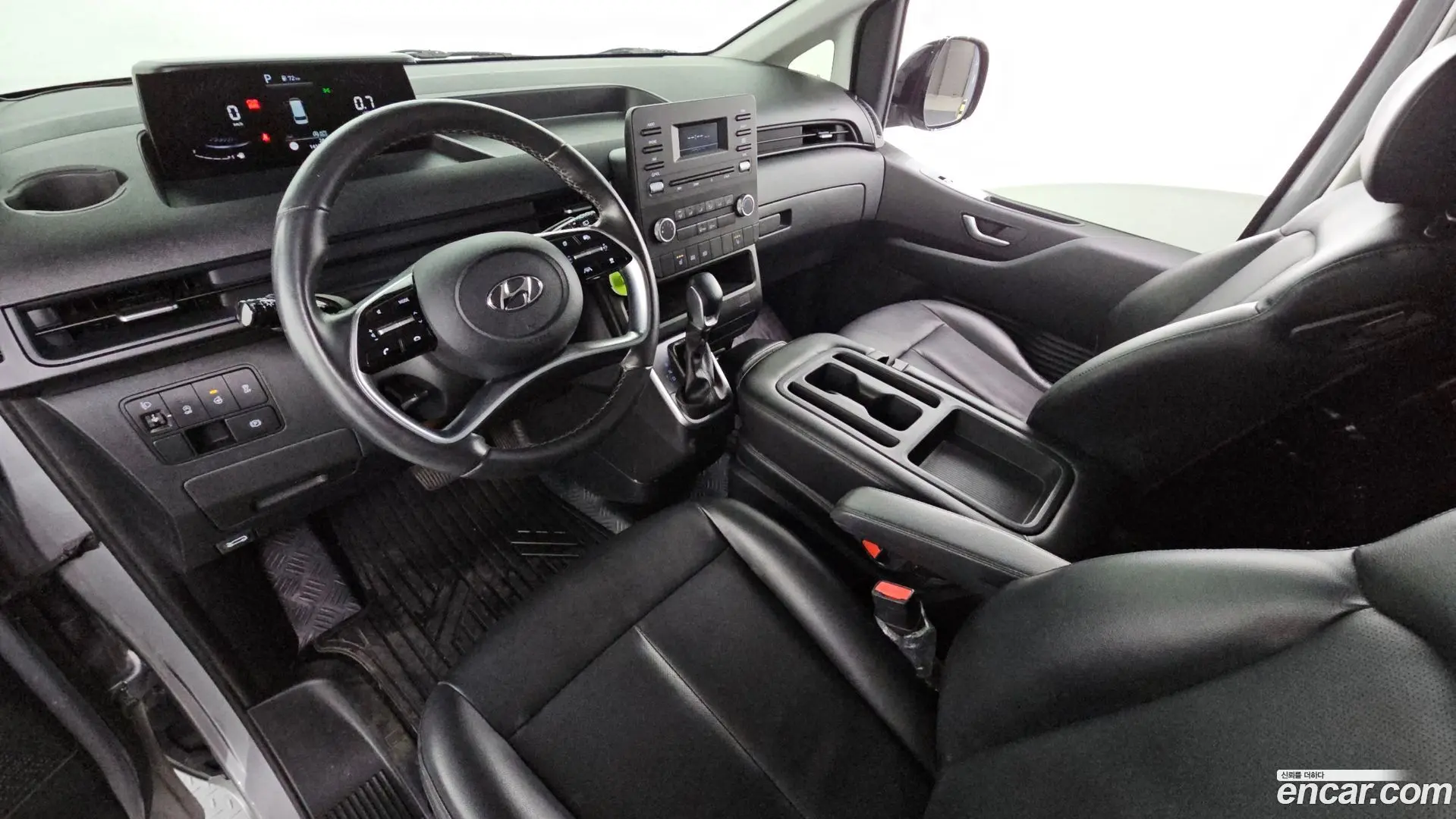 Hyundai Staria Cargo 3-Seater 2021