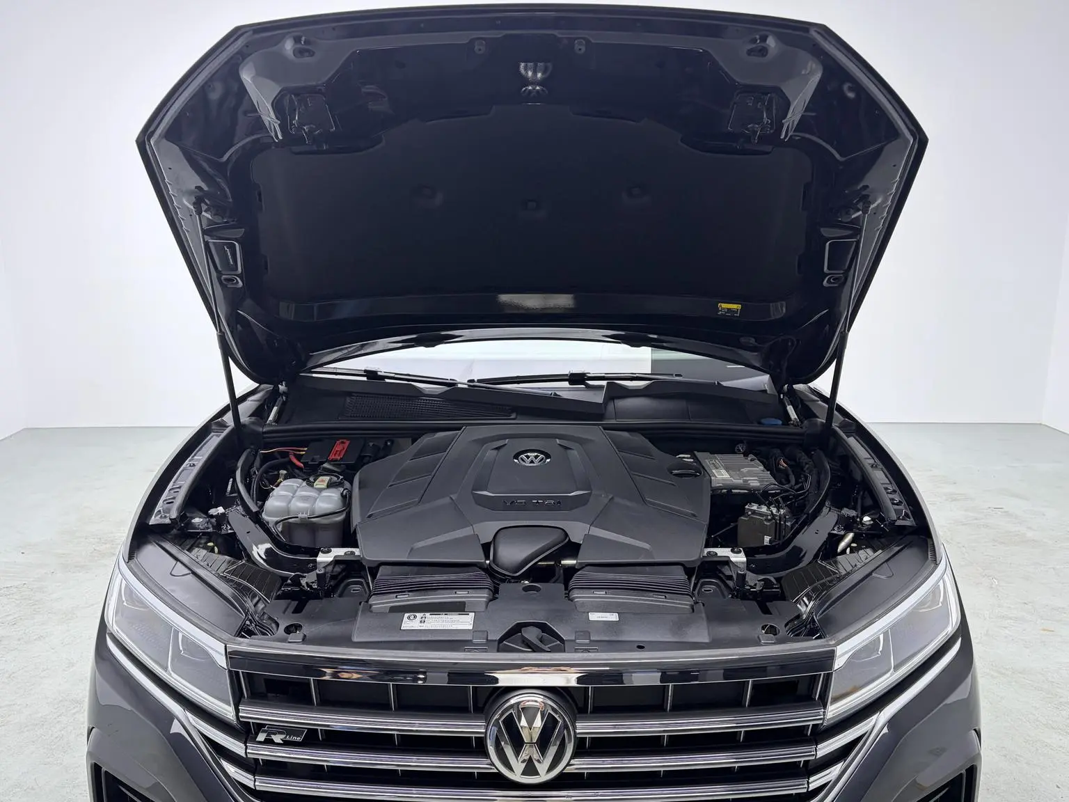 Volkswagen Touareg 2019 3.0TSI Sharp China VI
