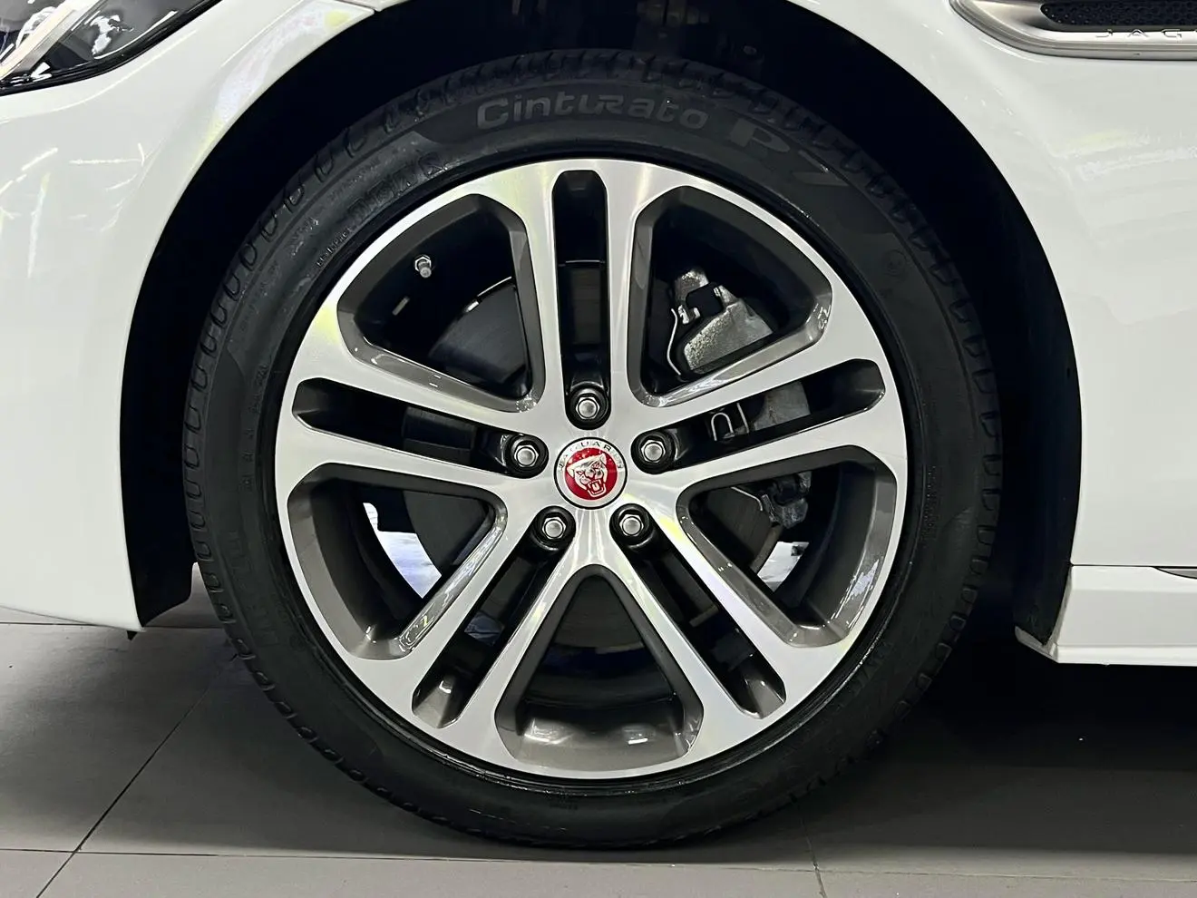 Jaguar XEL 2021 2.0T 250PS R-DYNAMIC S Progressive Sport