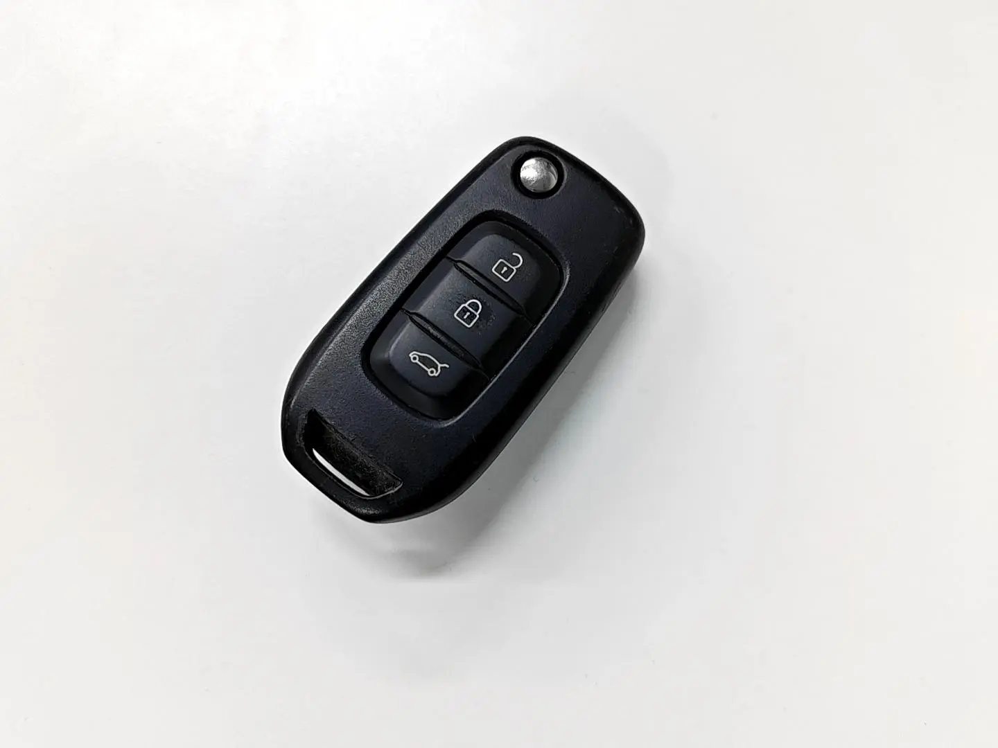Renault 2018 2.0L 2WD Leading