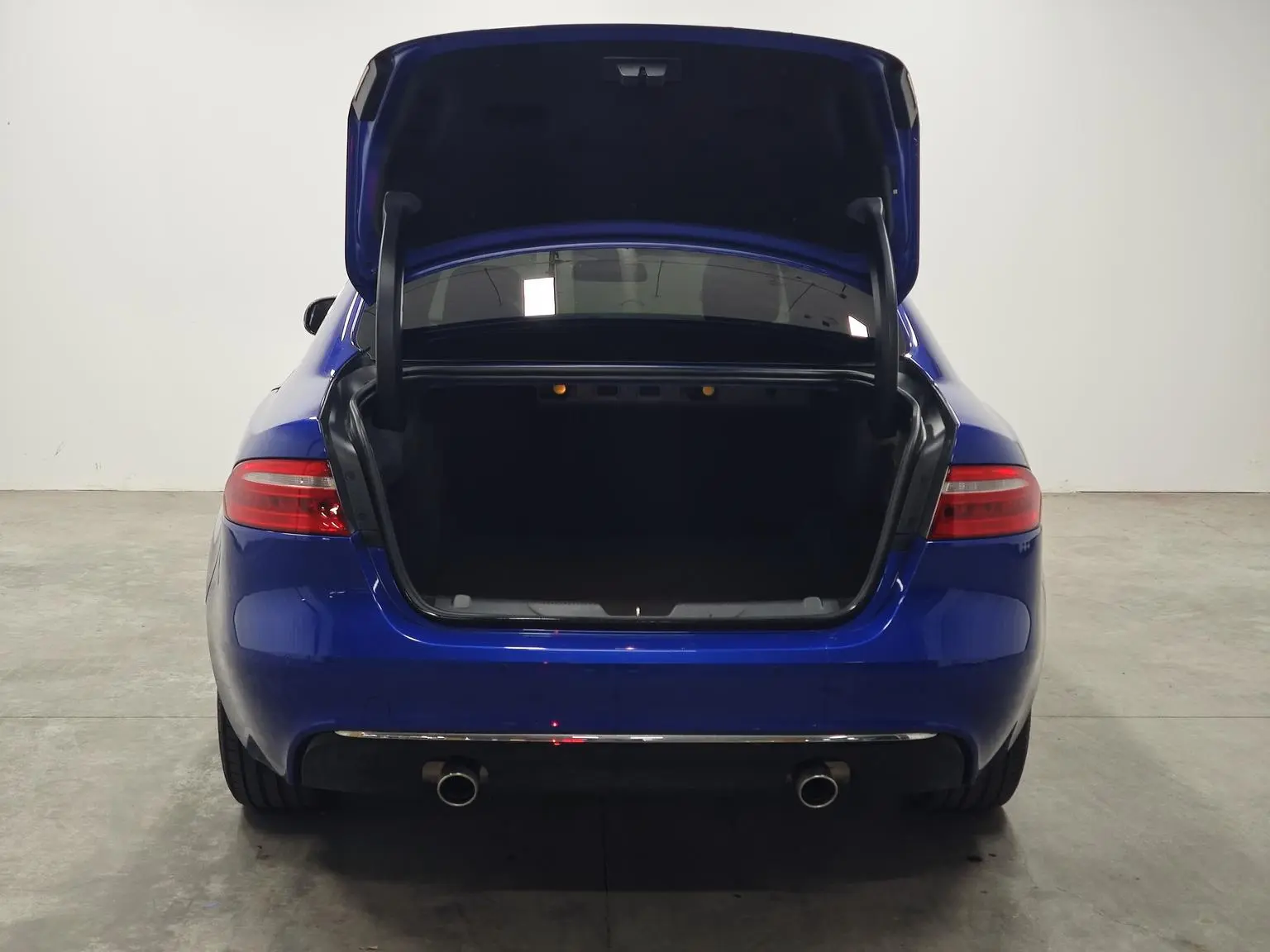 Jaguar XEL 2019 2.0T 250PS Premium Plus