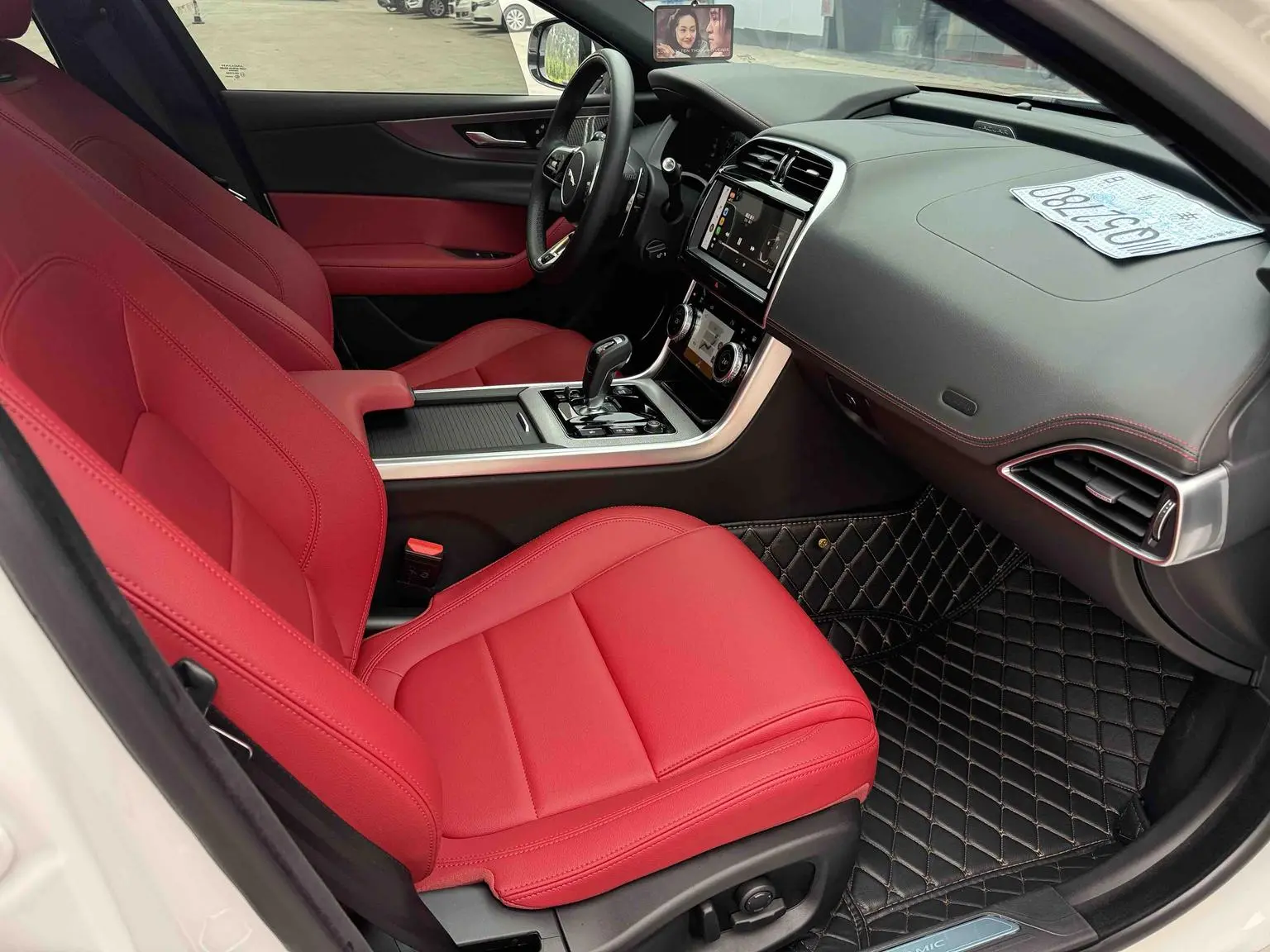 Jaguar XEL 2024 2.0T 250PS R-DYNAMIC S Progressive Sport