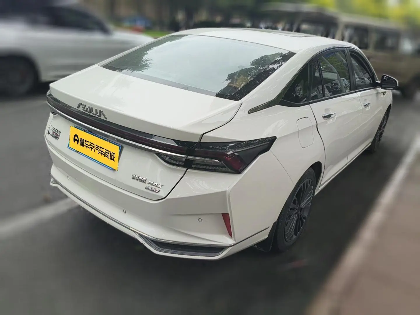 Dongfeng Aeolus Yixuan MAX 2021 1.5T Class