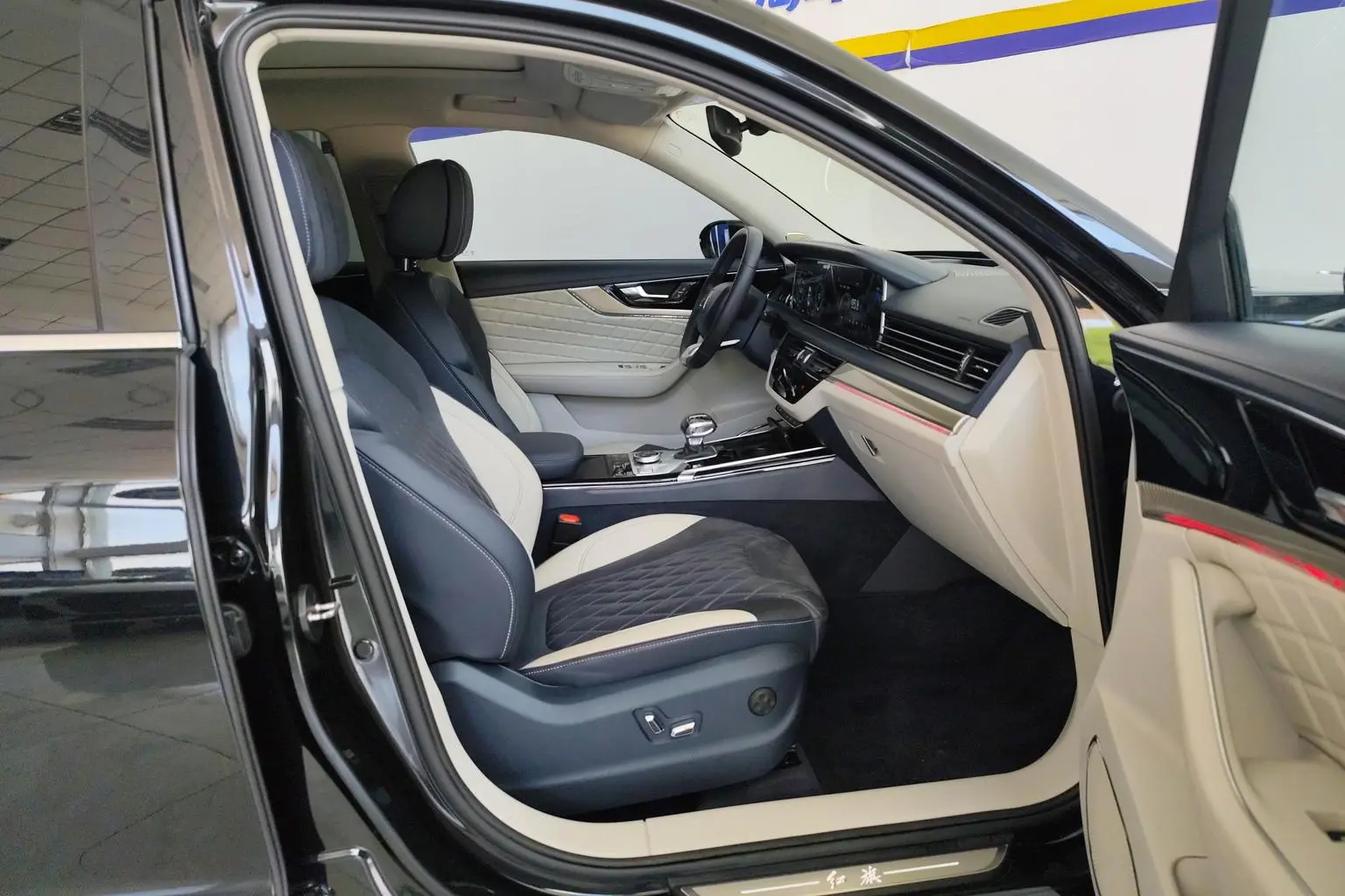 Hongqi HS5 2019 2.0T Connected Flagship Enjoy 4WD