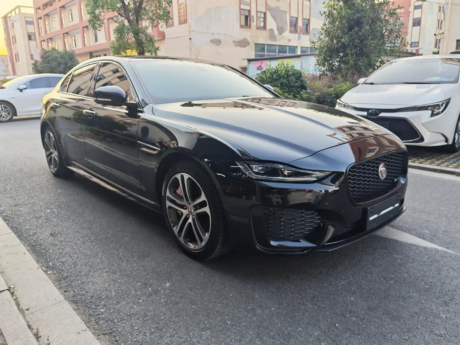 Jaguar XEL 2020 2.0T 200PS R-DYNAMIC S Progressive Sport