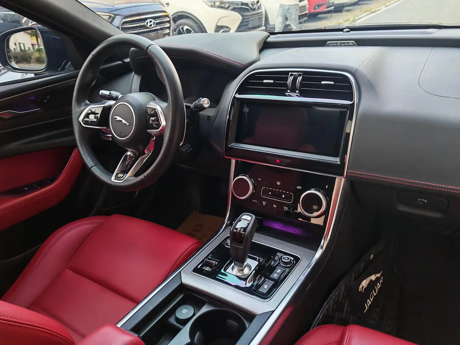 Jaguar XEL 2020 2.0T 200PS R-DYNAMIC S Progressive Sport