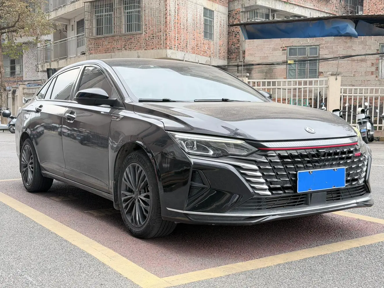 Dongfeng Aeolus Yixuan MAX 2021 1.5T