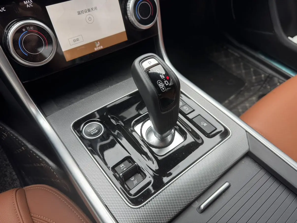 Jaguar XEL 2024 2.0T 250PS R-DYNAMIC S Progressive Sport