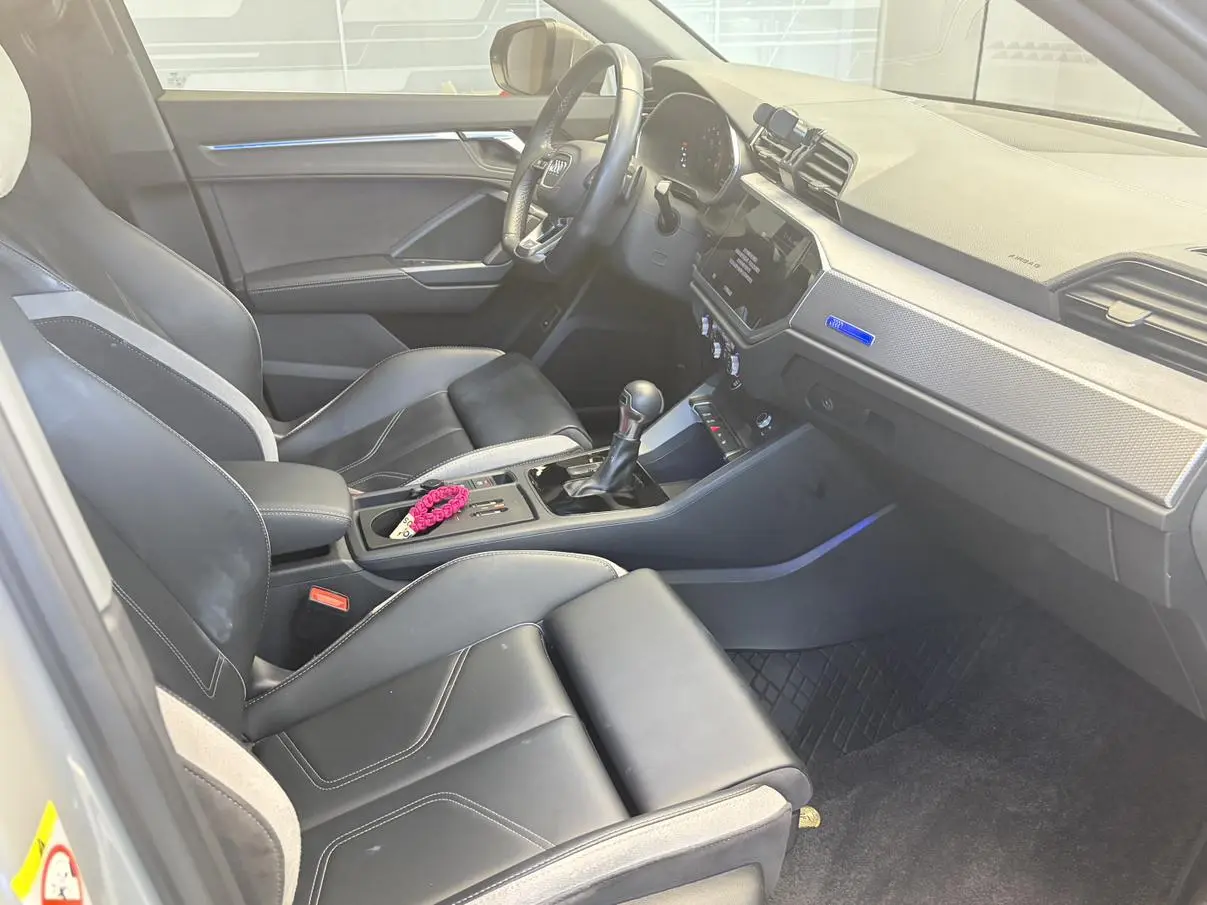 Audi Q3 2023 35 TFSI Dynamic Fashion (1.5T)