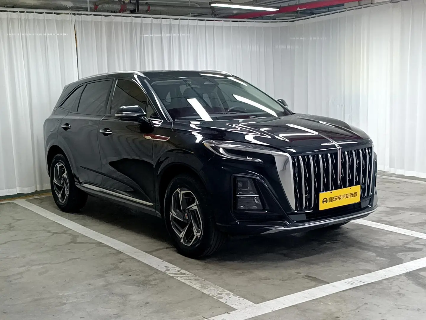 Hongqi HS3 2023 1.5T