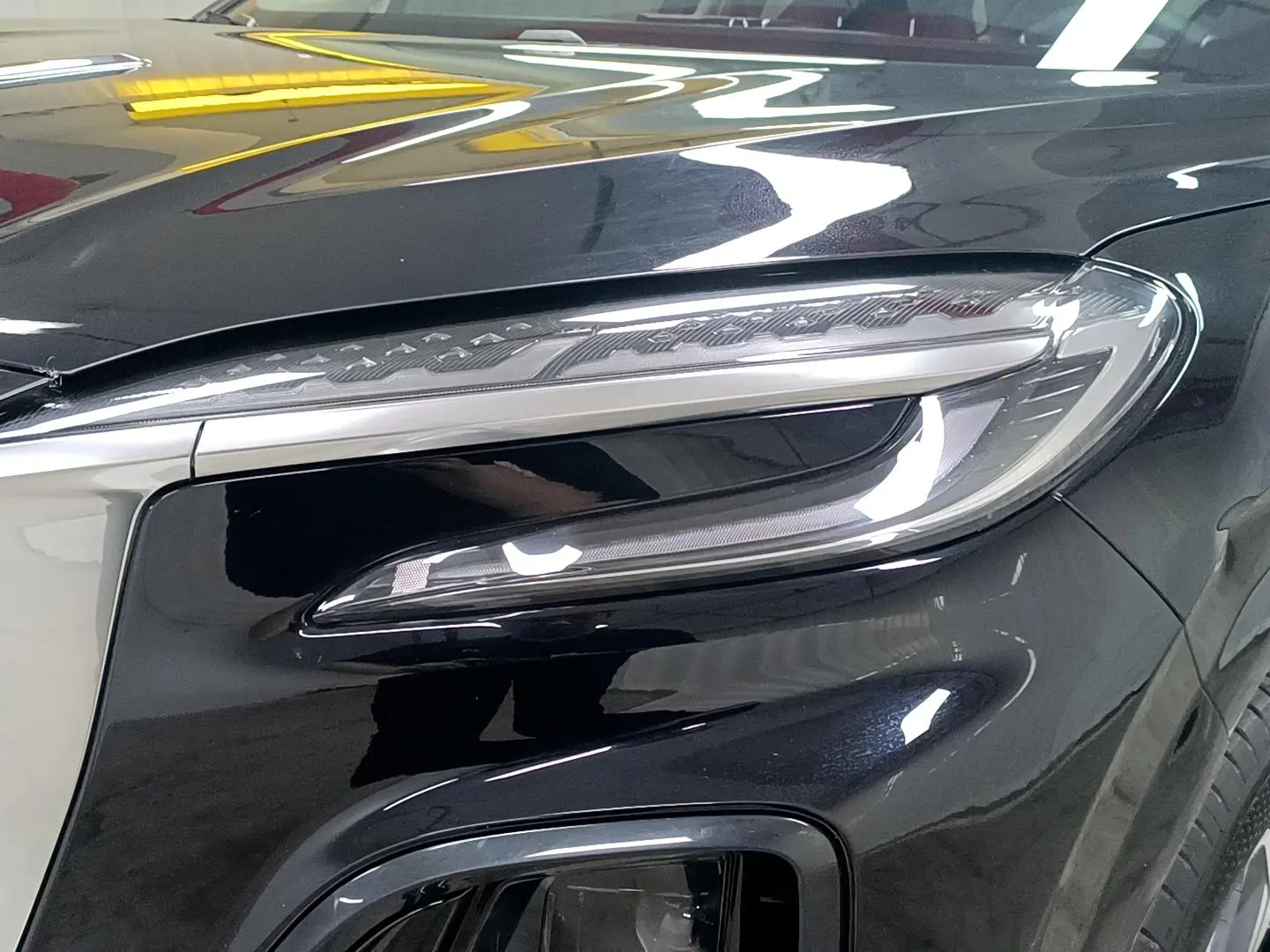 Hongqi HS3 2023 1.5T