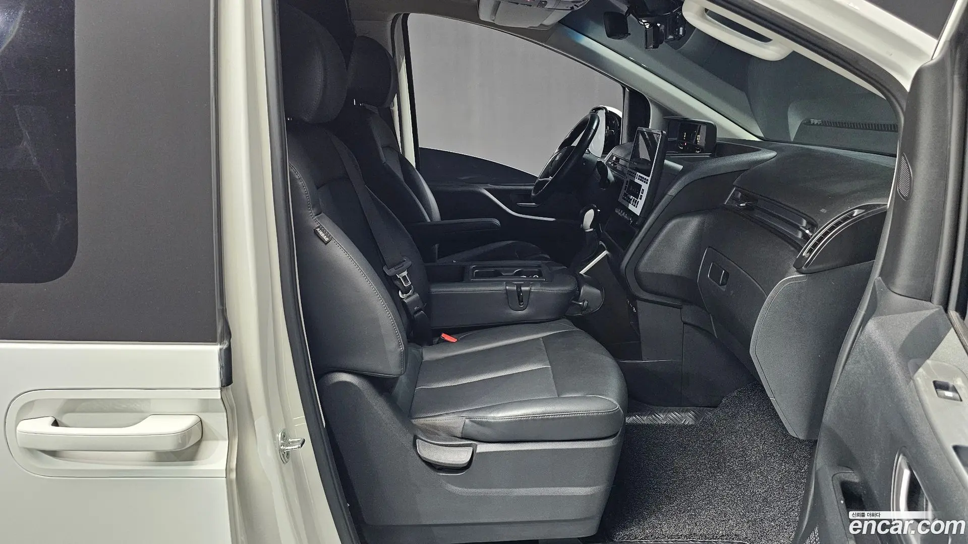 Hyundai Staria Cargo 3-Seater 2022