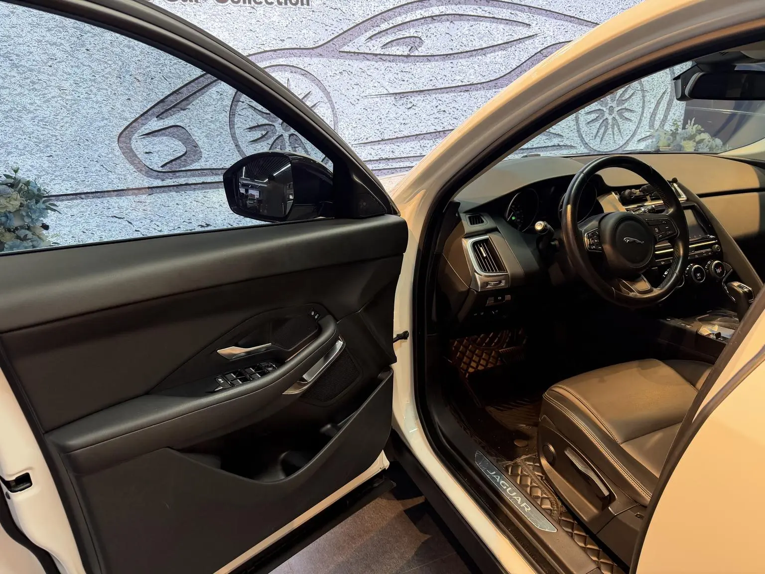 Jaguar E-PACE 2018 P200 China VI