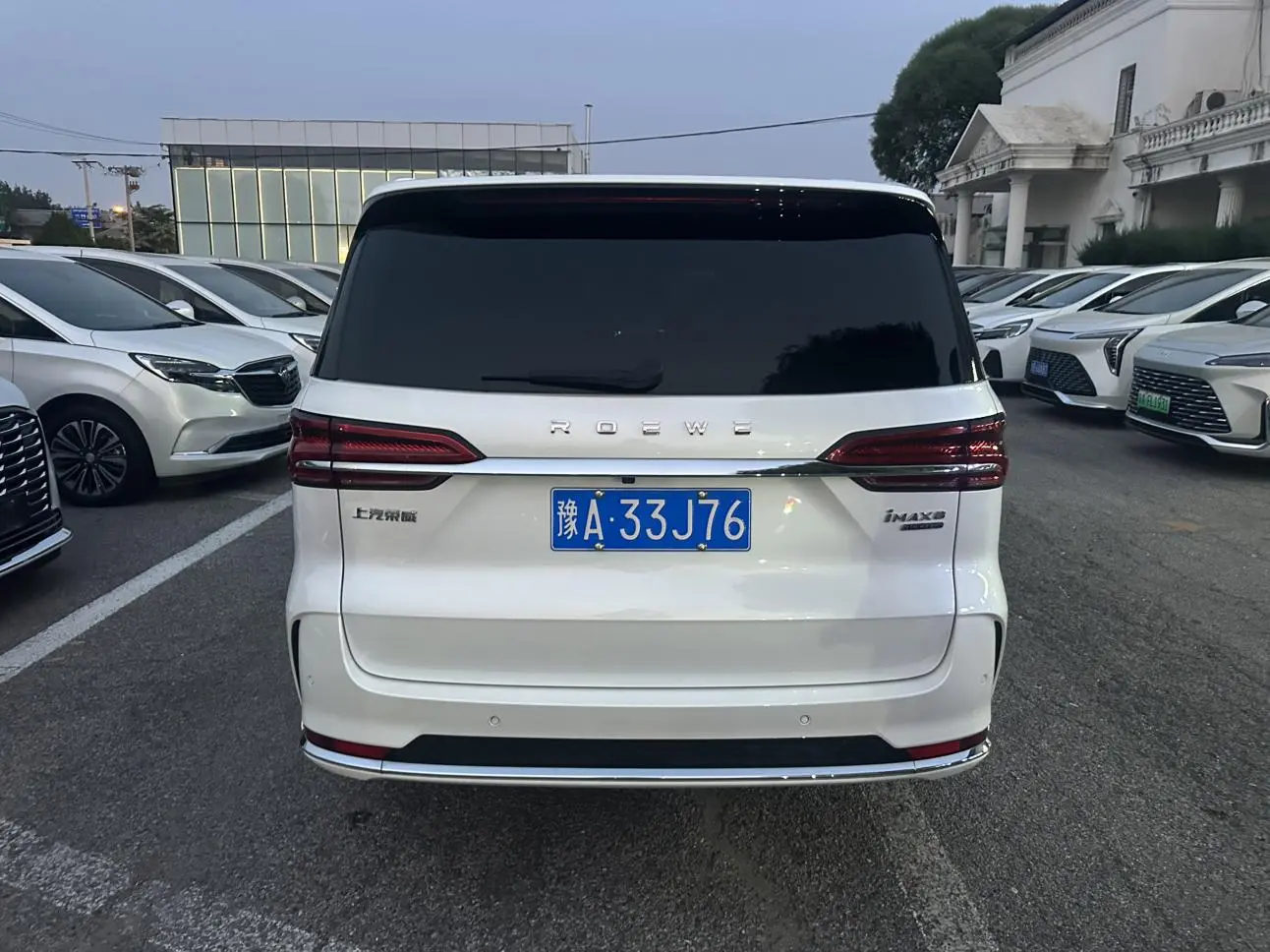 Roewe iMAX8 2023 400TGI Premium Plus