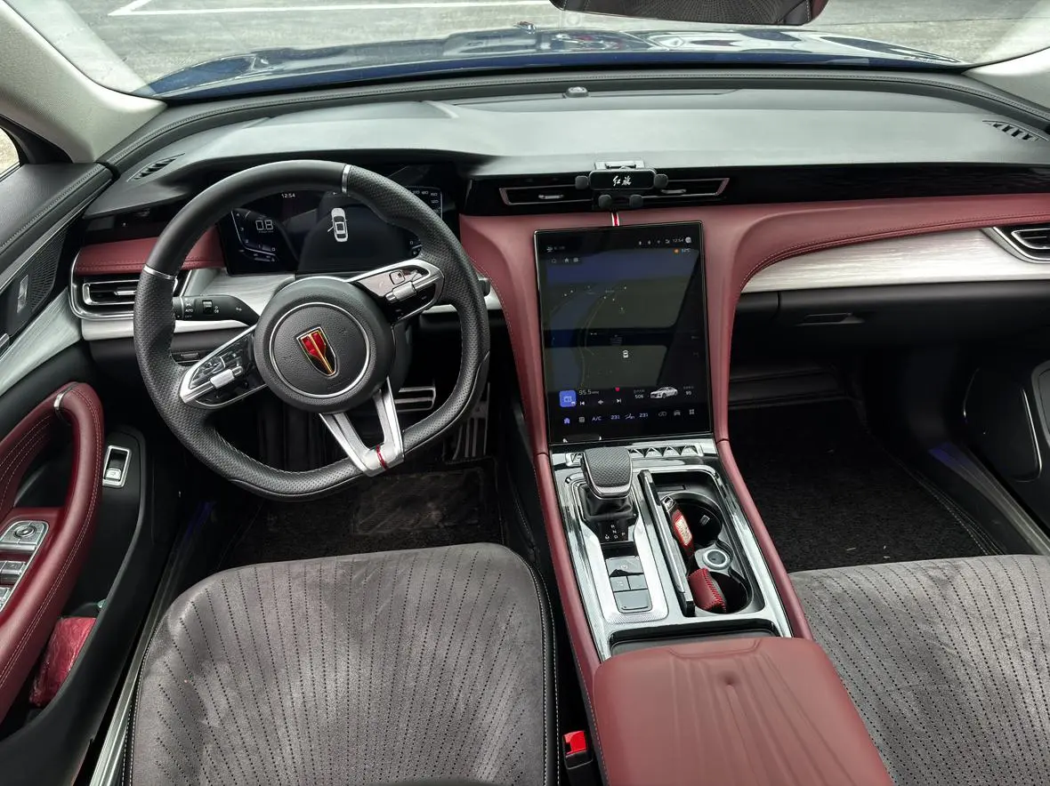 Hongqi H5 2025 1.5T DCT