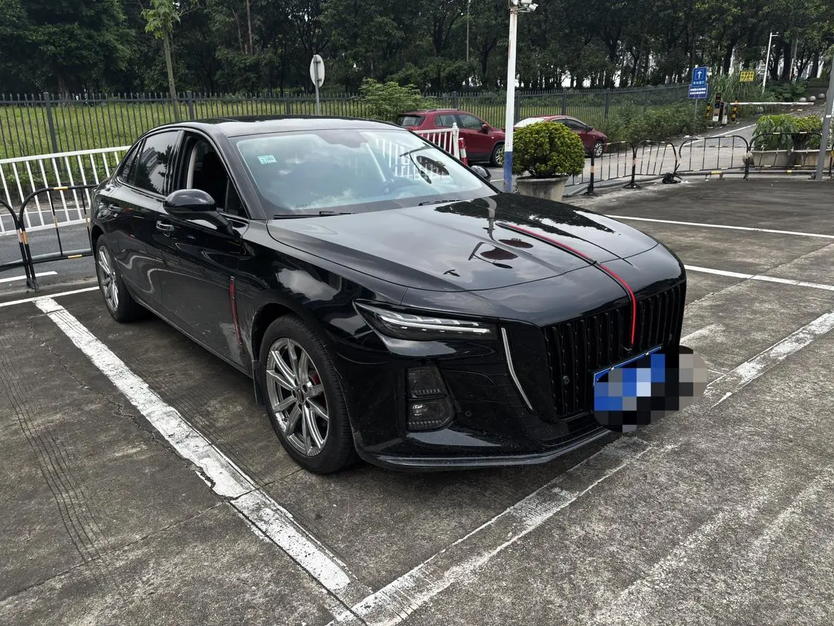 Hongqi H5 2025 1.5T DCT