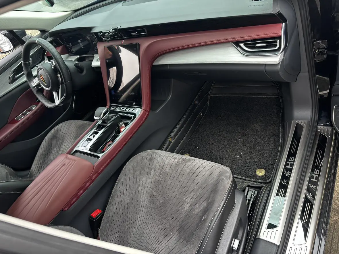 Hongqi H5 2025 1.5T DCT