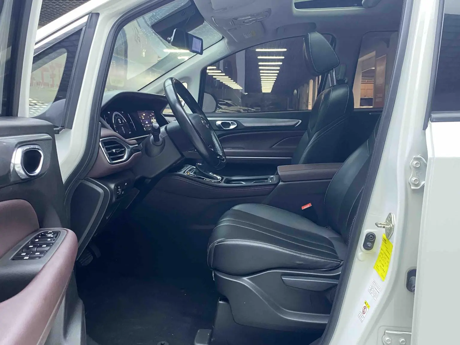 GAC Trumpchi Trumpchi M6 2021 270T Auto Elite 7 seat