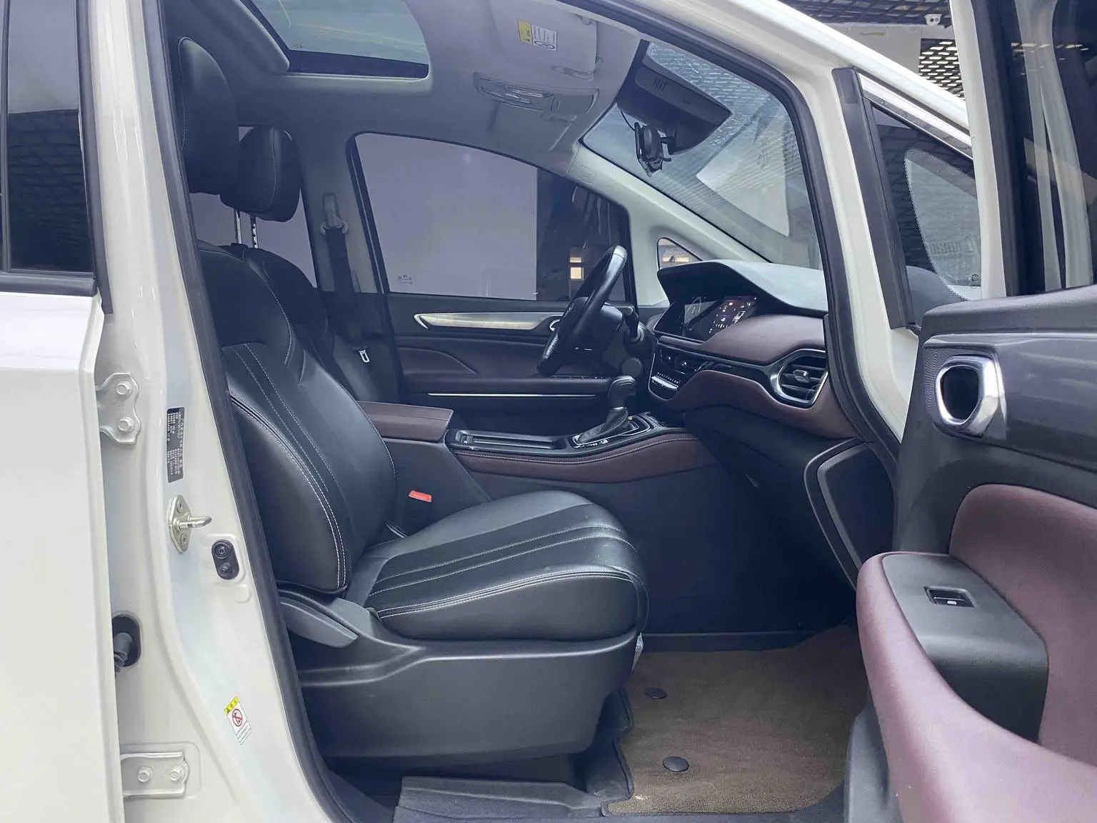 GAC Trumpchi Trumpchi M6 2021 270T Auto Elite 7 seat