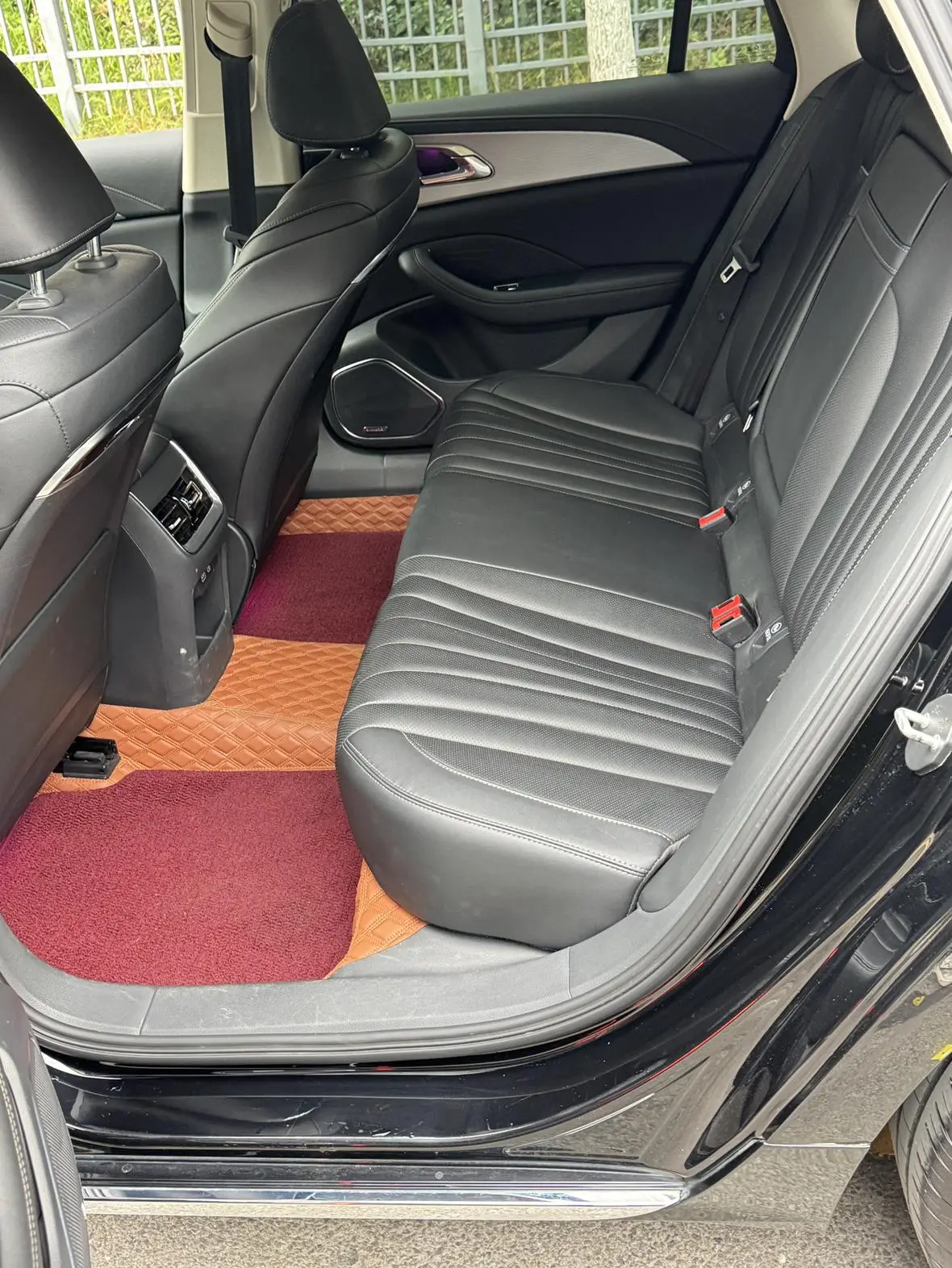 Hongqi H5 2023 2.0T Auto Connected Flagship Enjoy