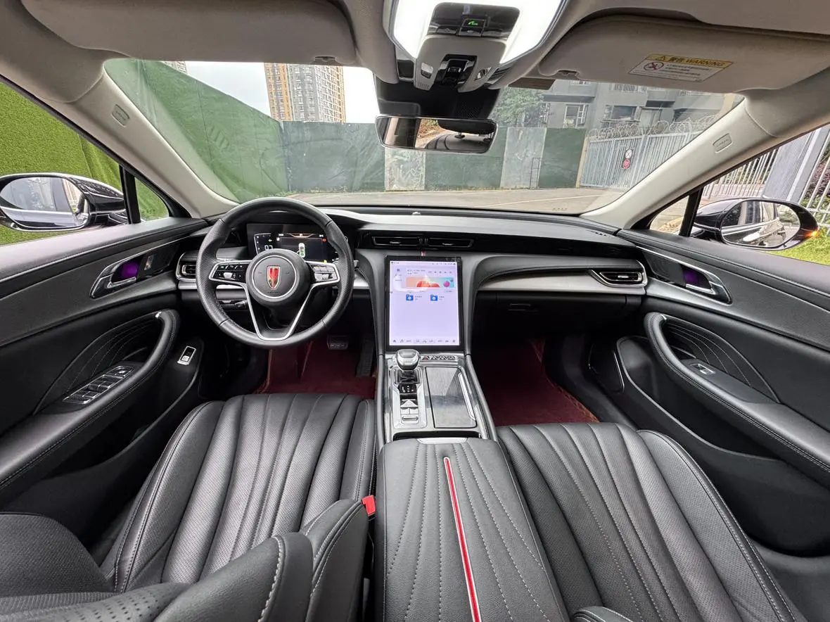 Hongqi H5 2023 2.0T Auto Connected Flagship Enjoy