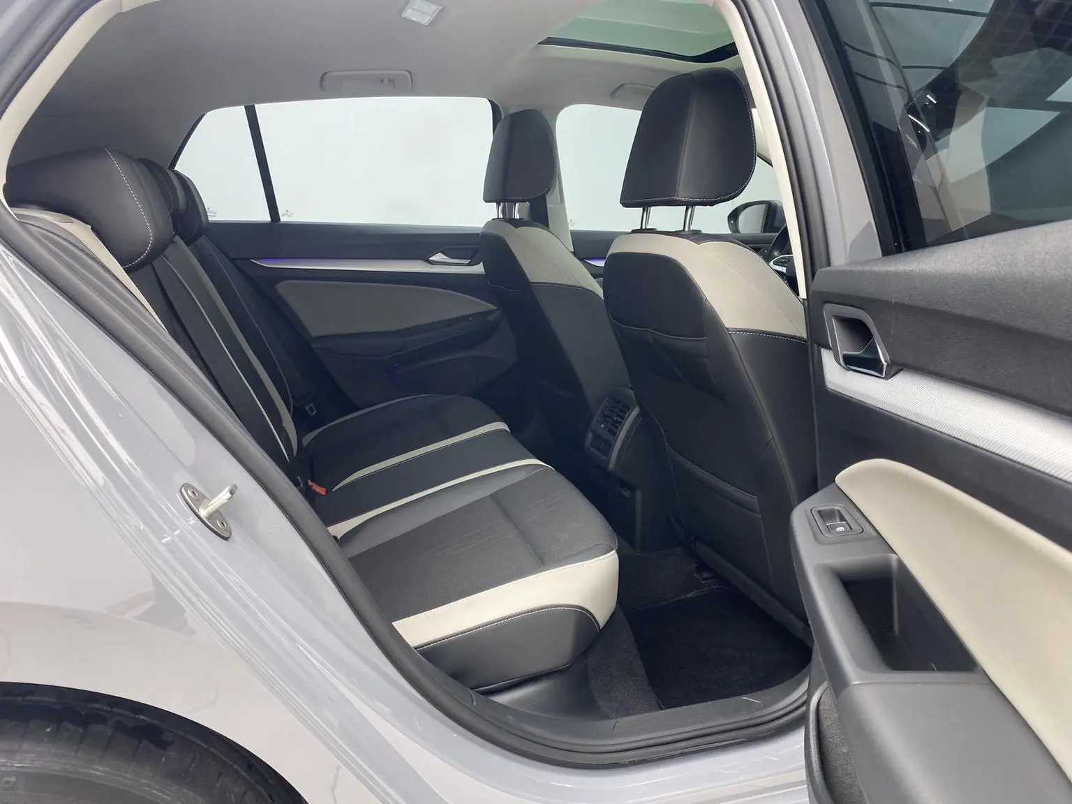 Volkswagen Golf 2021 280TSI DSG Pro