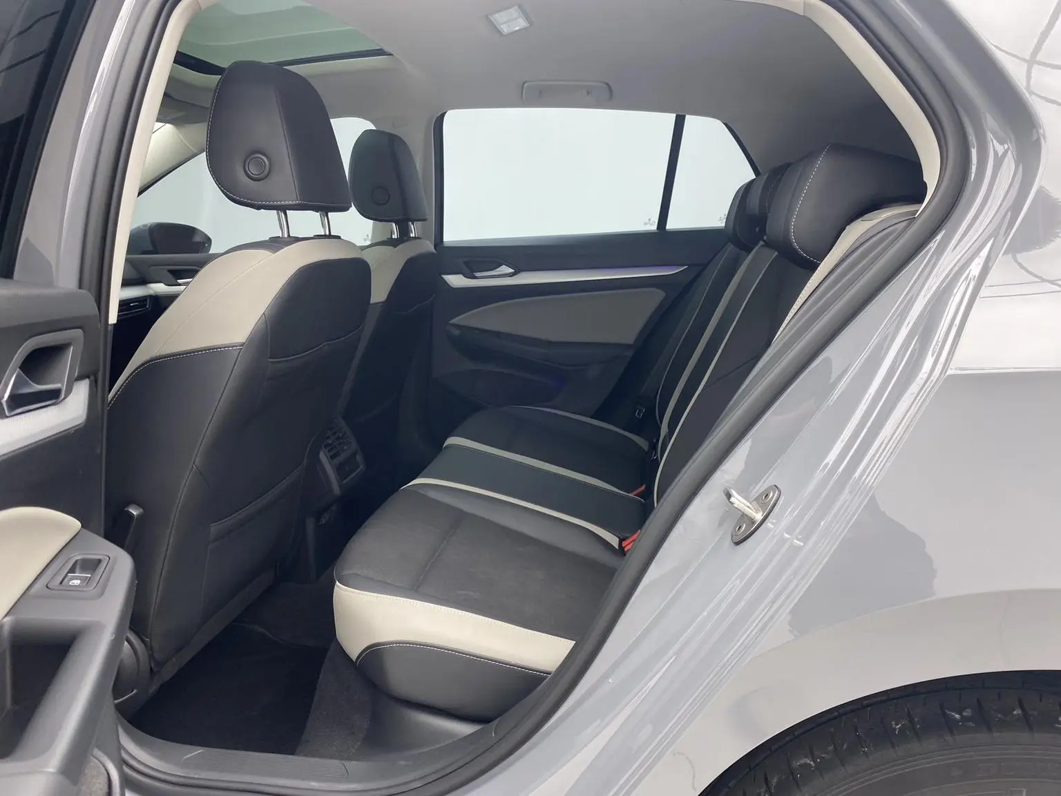 Volkswagen Golf 2021 280TSI DSG Pro